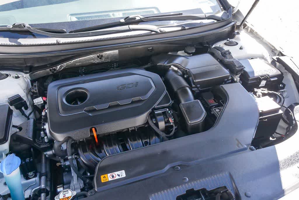 Thumbnail: 2015 Hyundai Sonata - 23