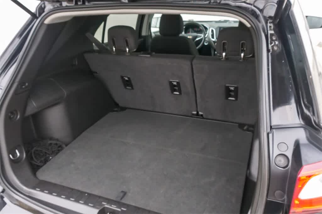 Thumbnail: 2019 Chevrolet Equinox - 21