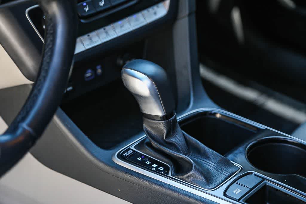 Thumbnail: 2018 Hyundai Sonata - 18