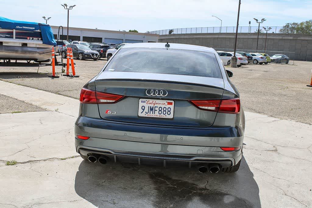 Thumbnail: 2017 Audi S3 - 8