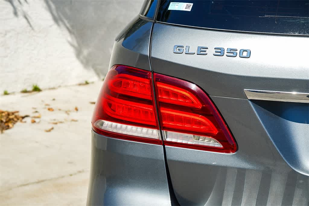 Thumbnail: 2017 Mercedes-Benz GLE - 7