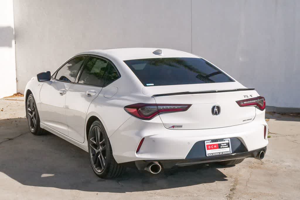 Thumbnail: 2025 Acura TLX - 9