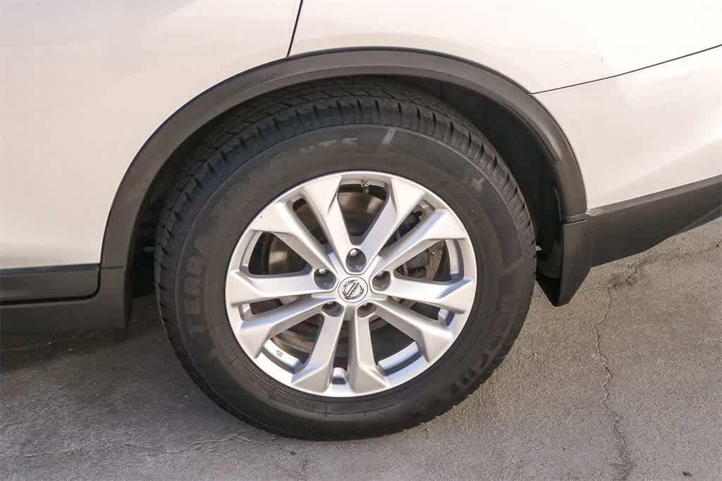 Thumbnail: 2015 Nissan Rogue - 6