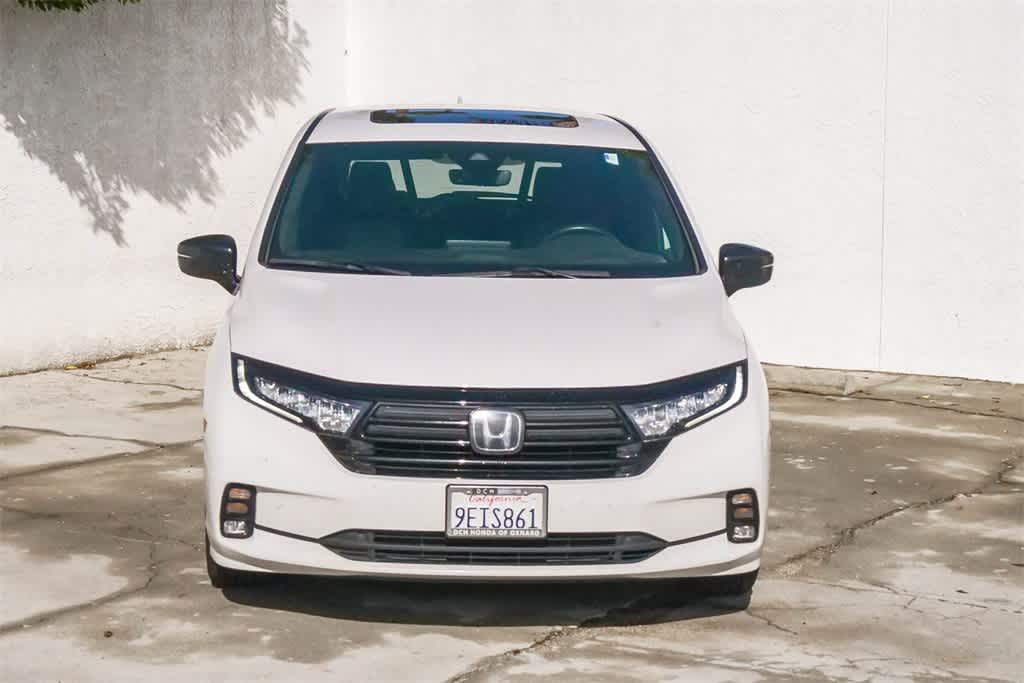 2023 Honda Odyssey Sport photo 2