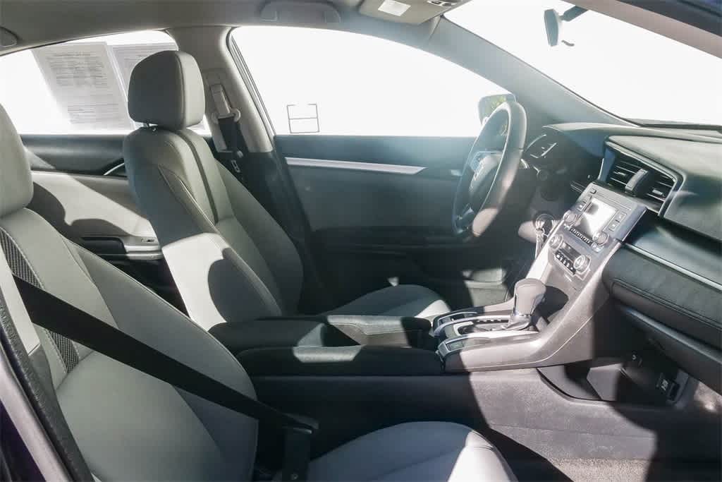Thumbnail: 2016 Honda Civic - 16