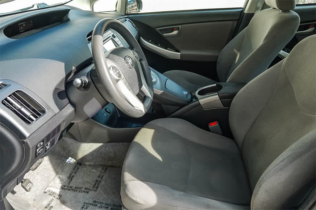 Thumbnail: 2015 Toyota Prius - 19