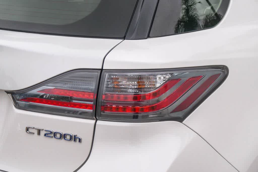 Thumbnail: 2013 Lexus CT - 10
