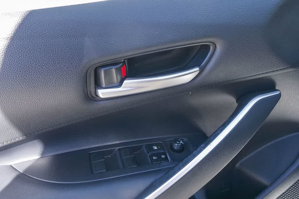 Thumbnail: 2020 Toyota Corolla - 18