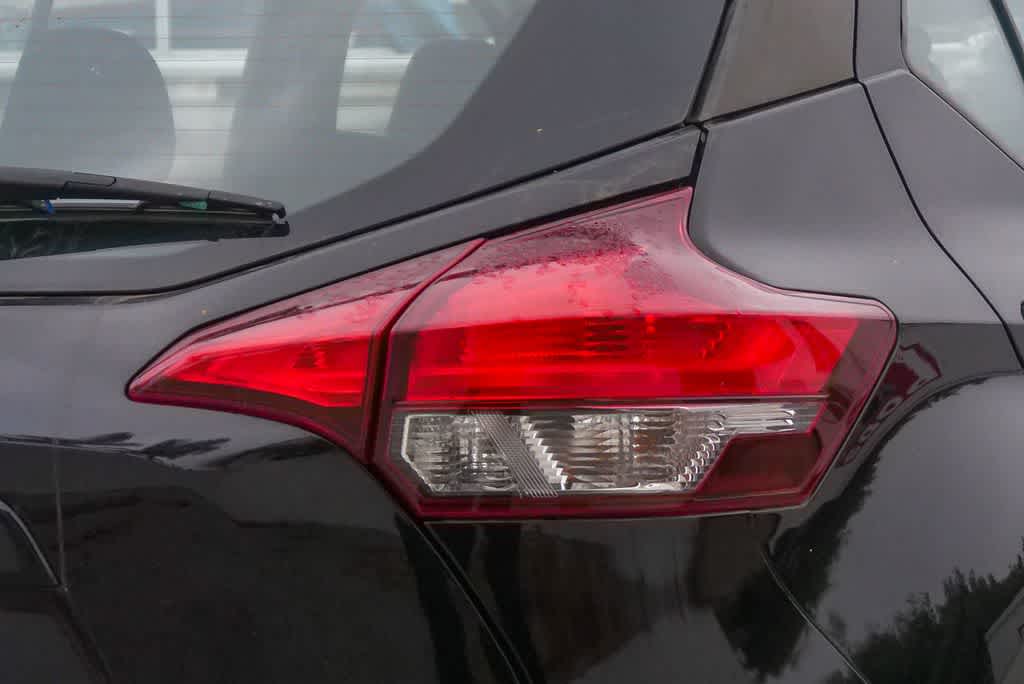 Thumbnail: 2019 Nissan Kicks - 11