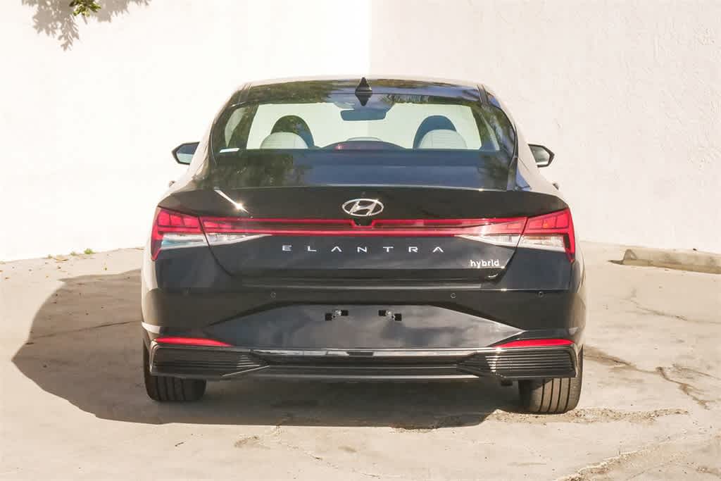 Thumbnail: 2023 Hyundai Elantra - 8