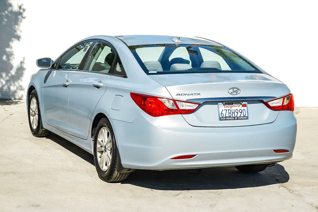 Thumbnail: 2013 Hyundai Sonata - 6