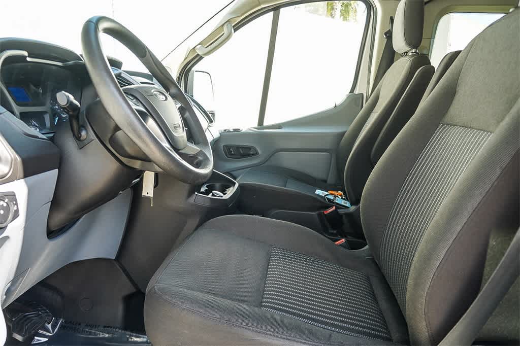 Thumbnail: 2018 Ford Transit Series - 21