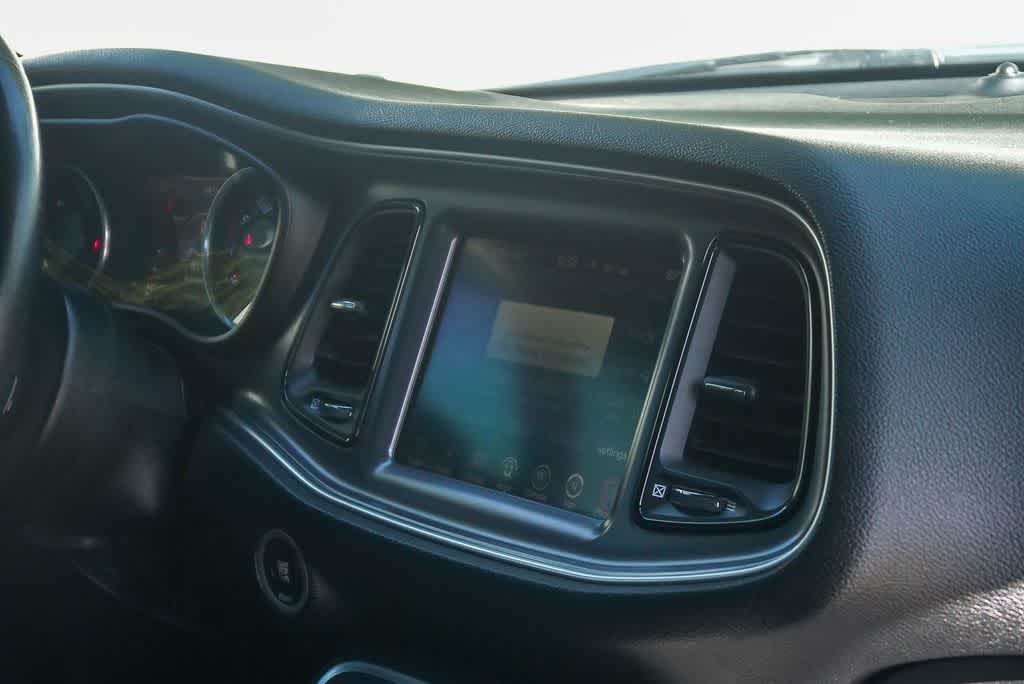 Thumbnail: 2016 Dodge Challenger - 12