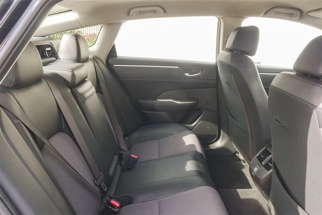 Thumbnail: 2018 Honda Clarity - 13