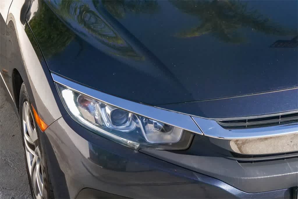 Thumbnail: 2016 Honda Civic - 4