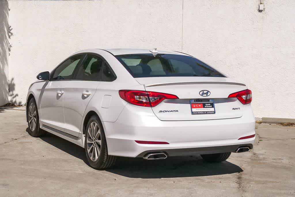 Thumbnail: 2015 Hyundai Sonata - 8