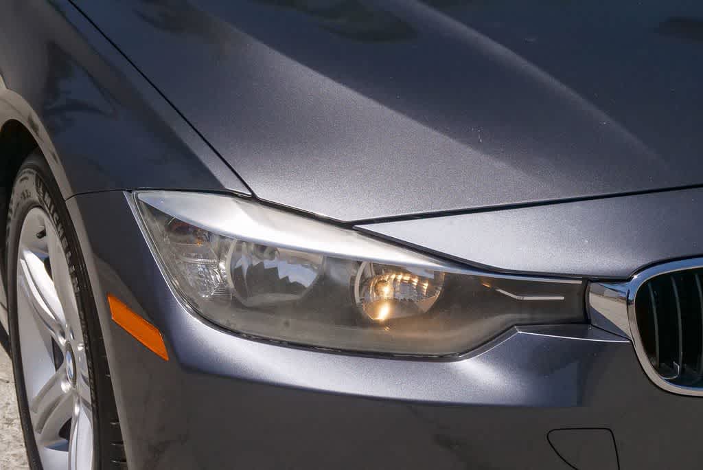 Thumbnail: 2013 BMW 3 Series - 4
