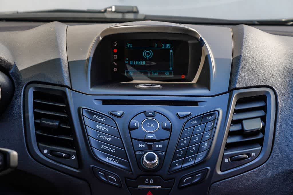 Thumbnail: 2017 Ford Fiesta - 14