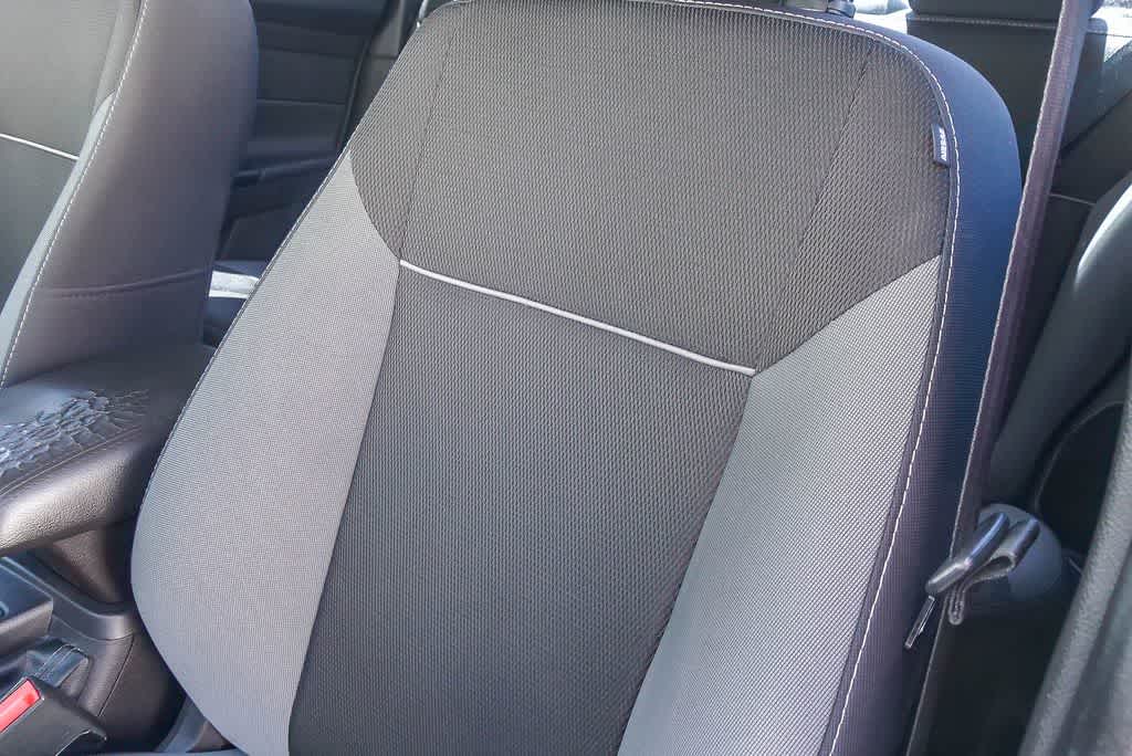 Thumbnail: 2014 Ford Focus - 20