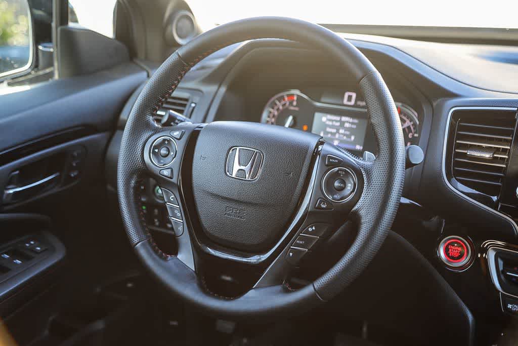 Thumbnail: 2023 Honda Ridgeline - 14