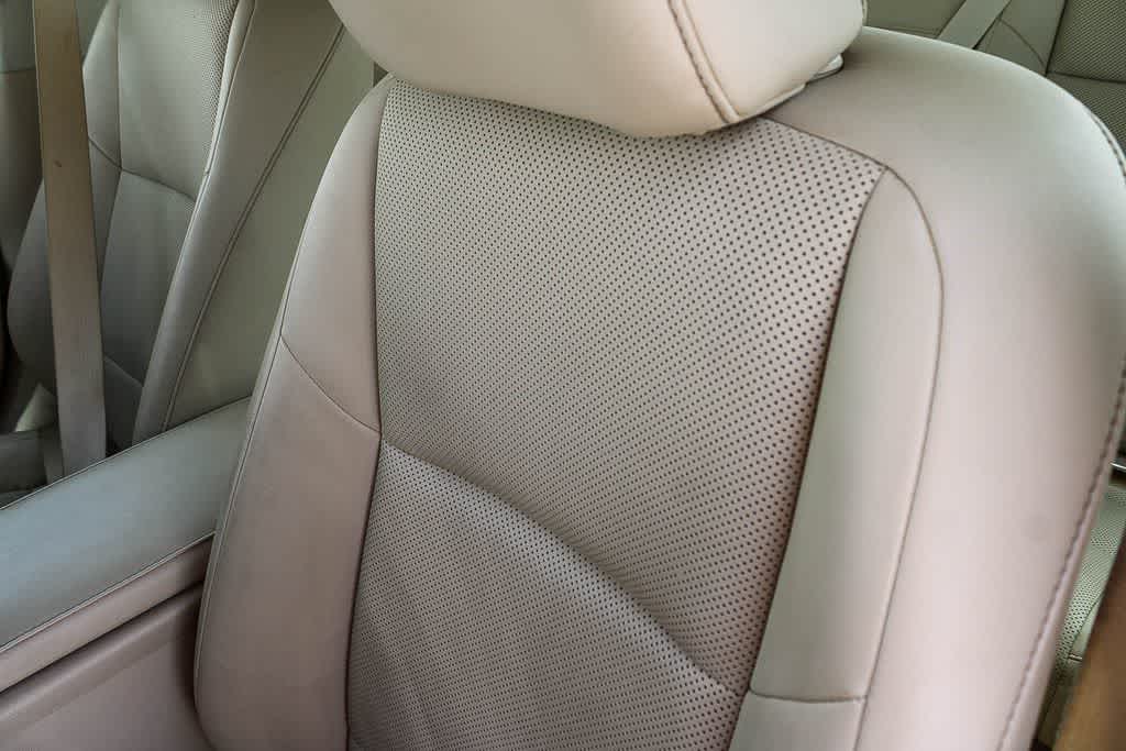 Thumbnail: 2014 Lexus ES - 22