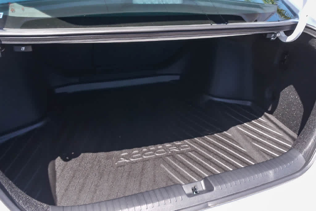 2026 Honda Accord Hybrid Sport-L - Photo 11