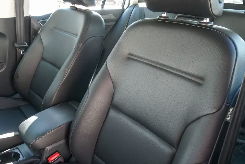 Thumbnail: 2019 Volkswagen e-Golf - 21