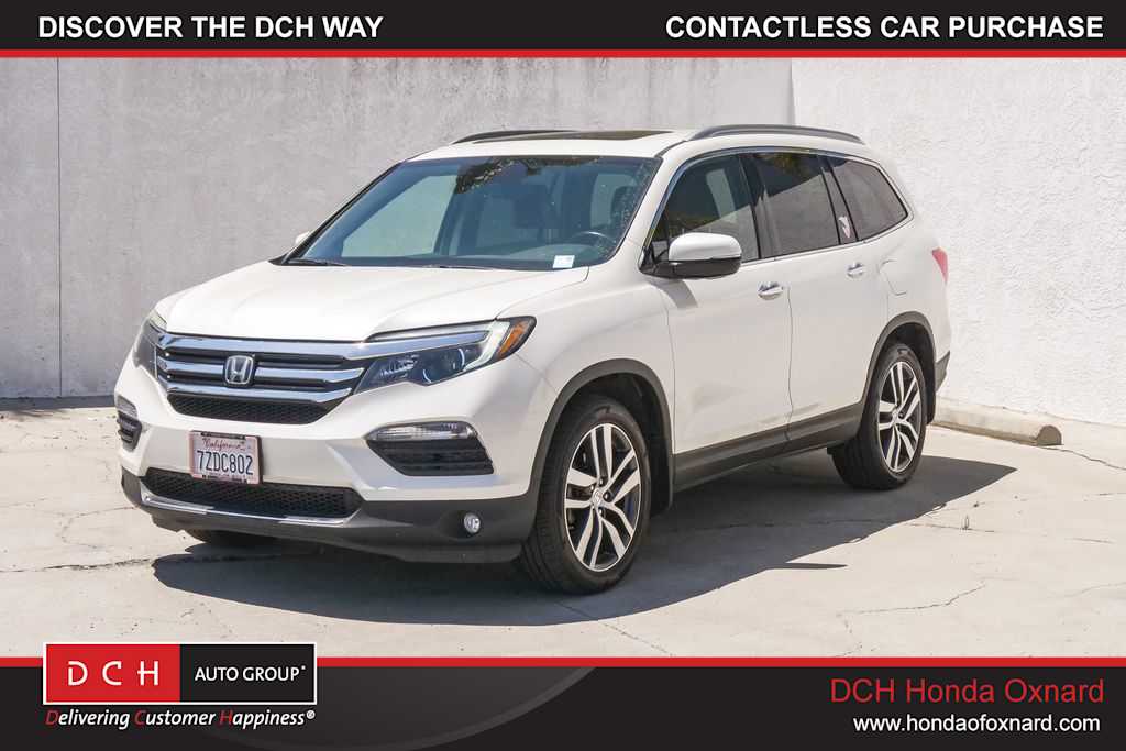 2017 Honda Pilot 4WD Elite's photo