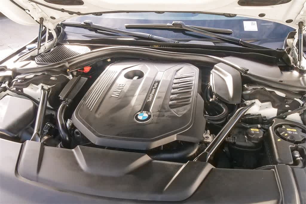Thumbnail: 2018 BMW 7 Series - 21