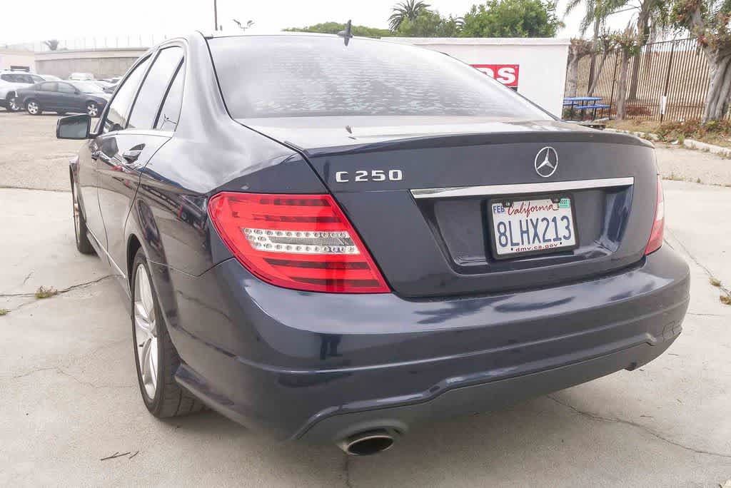 Thumbnail: 2013 Mercedes-Benz C-Class - 7