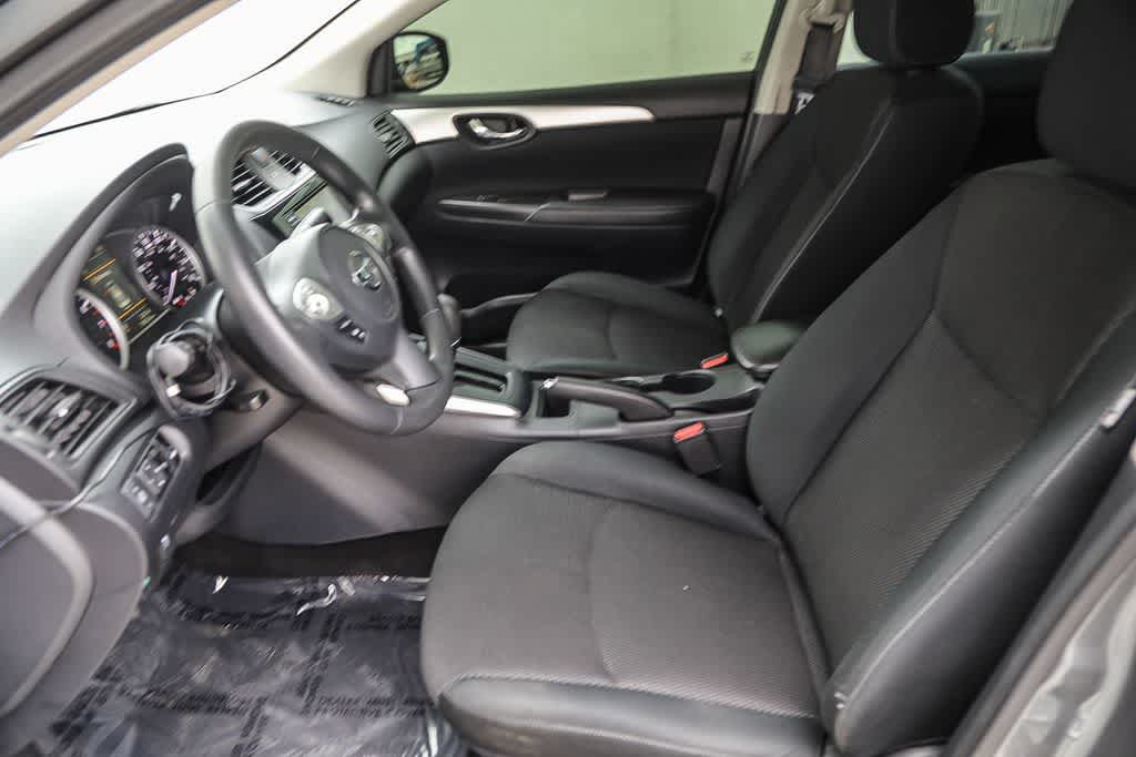 Thumbnail: 2019 Nissan Sentra - 16