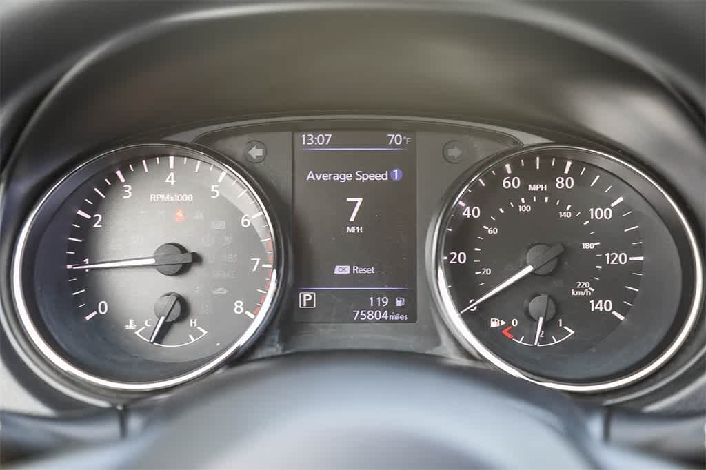 Thumbnail: 2021 Nissan Rogue Sport - 21