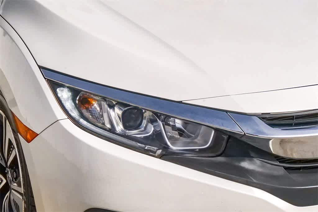 Thumbnail: 2016 Honda Civic - 4