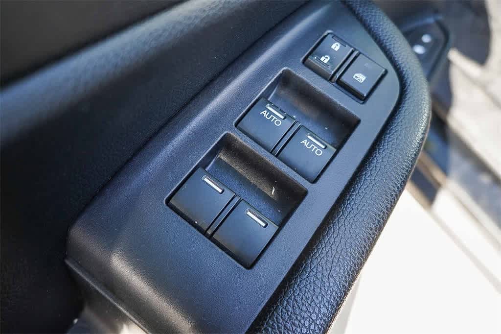 Thumbnail: 2019 Honda Pilot - 23