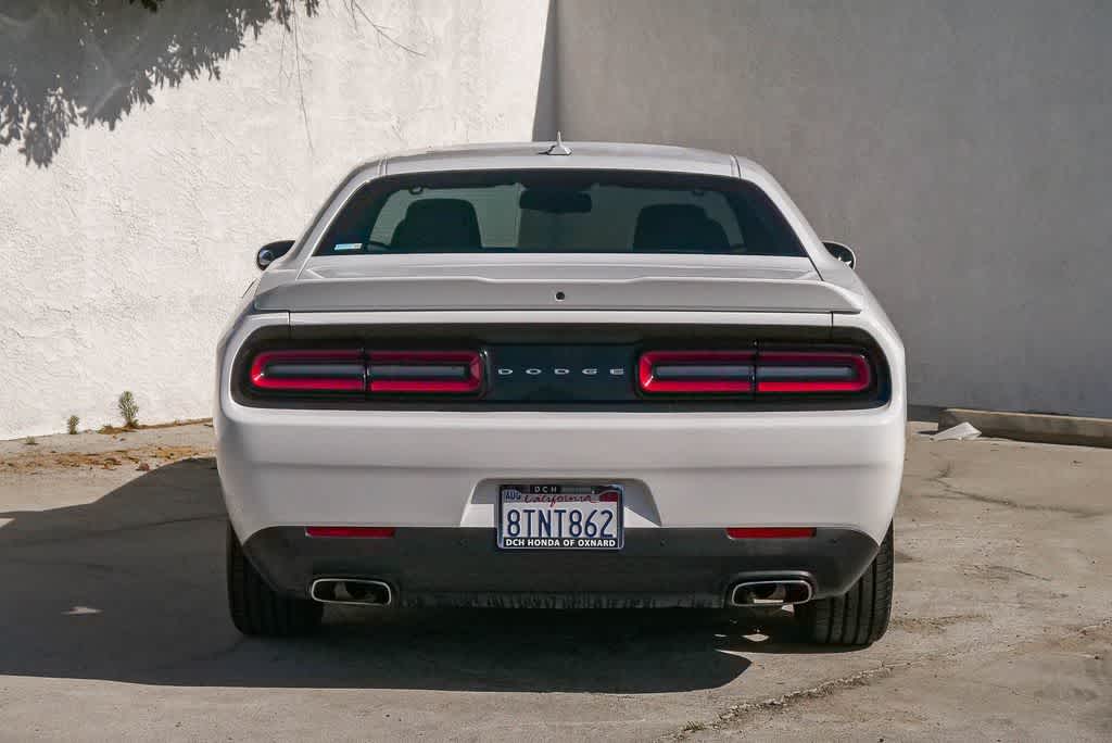 Thumbnail: 2016 Dodge Challenger - 8