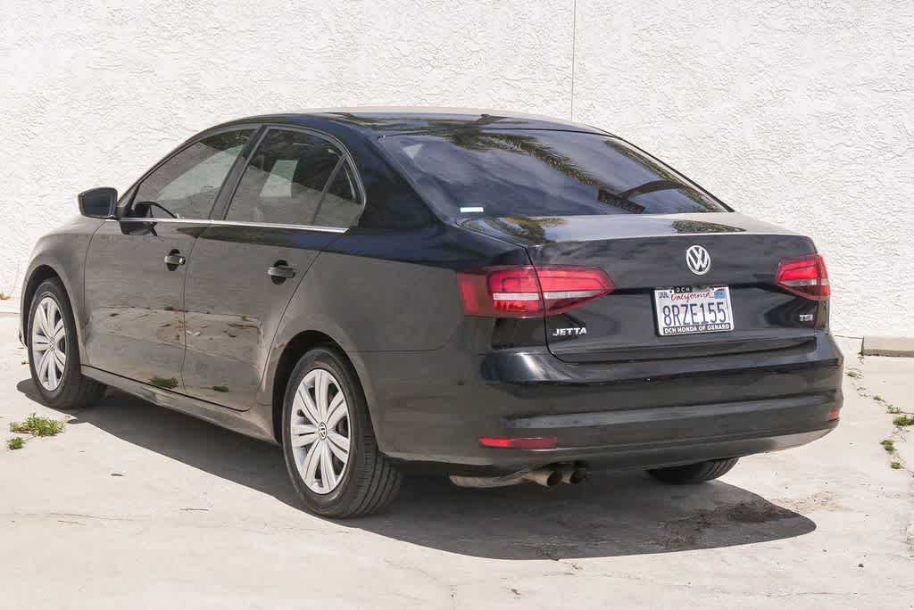 Thumbnail: 2017 Volkswagen Jetta - 7