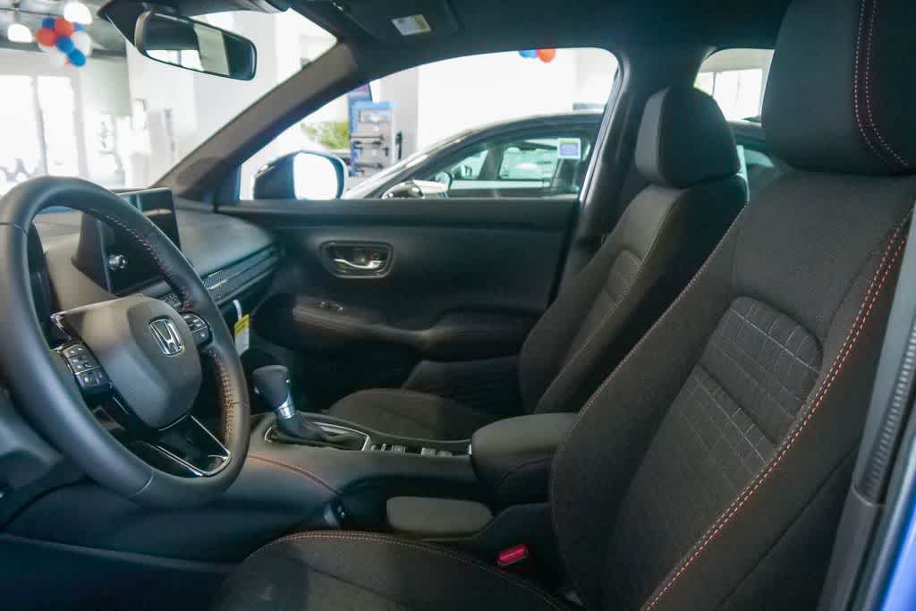 2027 Honda HR-V Sport - Photo 17