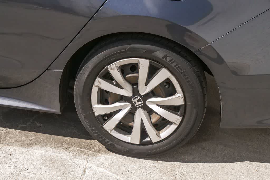 Thumbnail: 2022 Honda Civic - 6