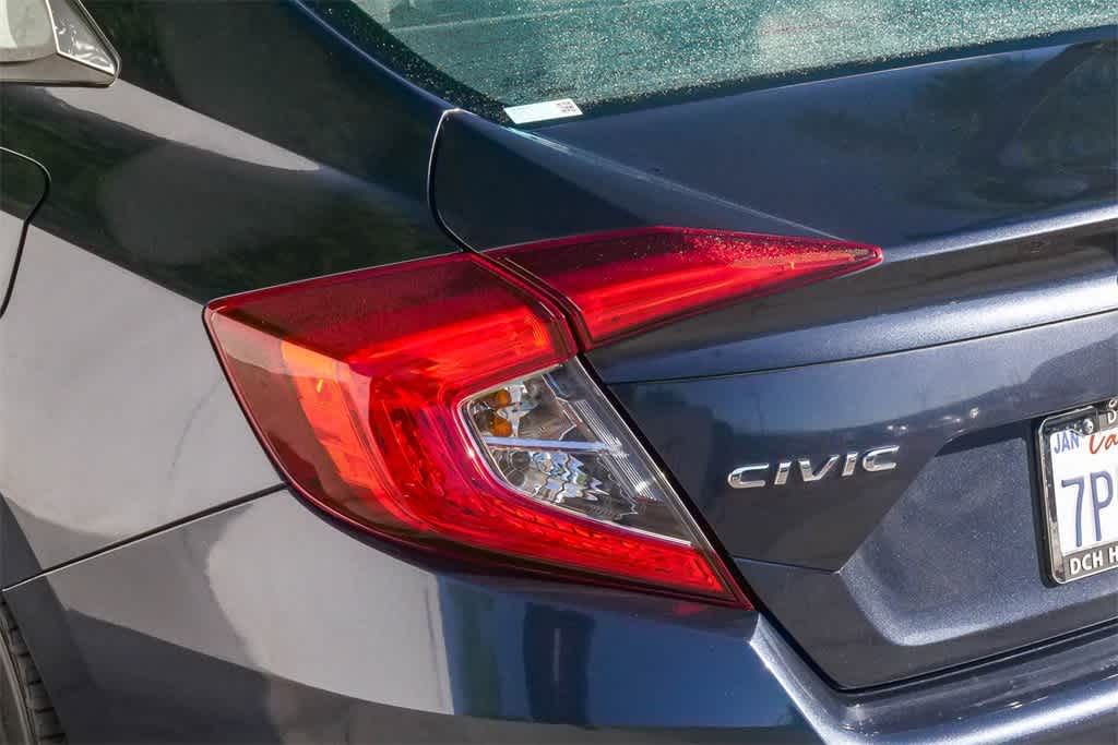 Thumbnail: 2016 Honda Civic - 10