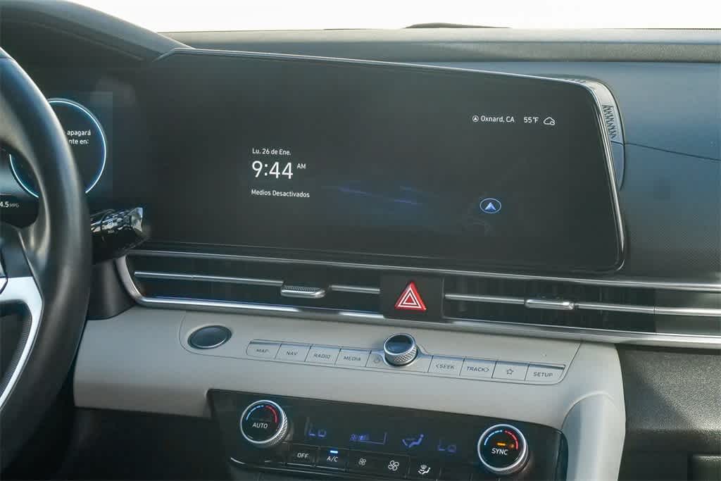 Thumbnail: 2023 Hyundai Elantra - 13