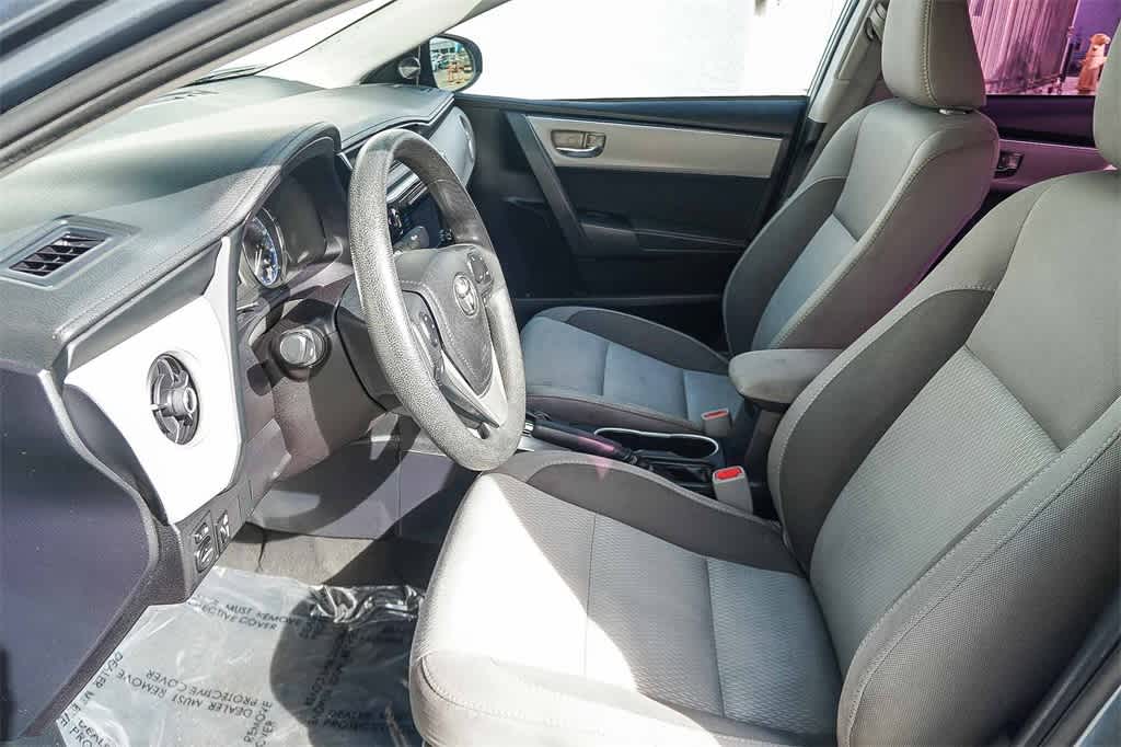 Thumbnail: 2017 Toyota Corolla - 18