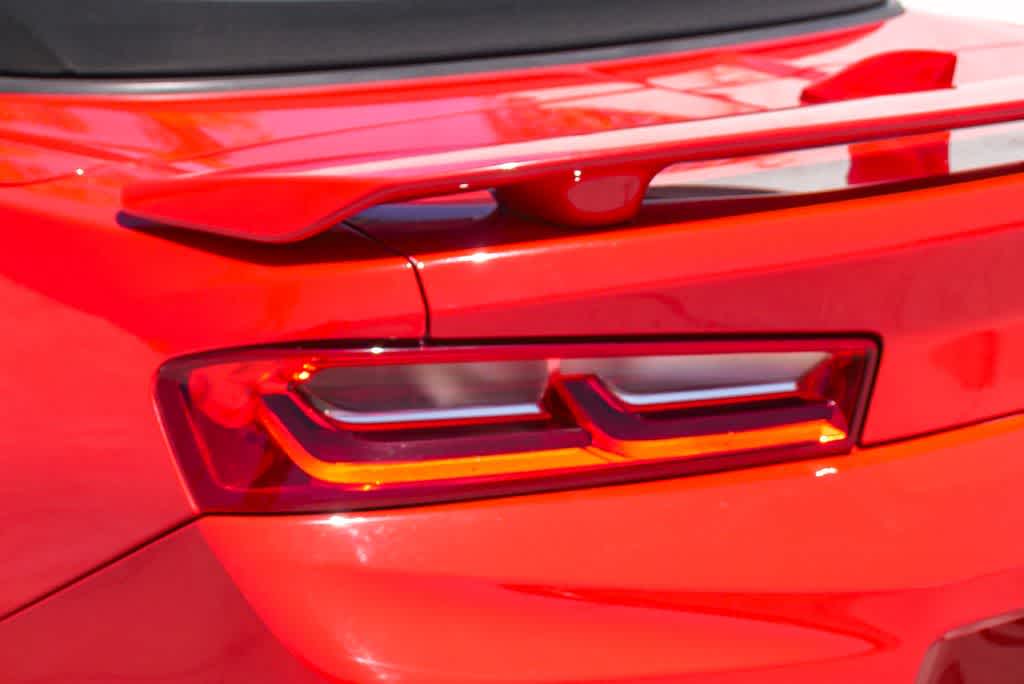 Thumbnail: 2018 Chevrolet Camaro - 10