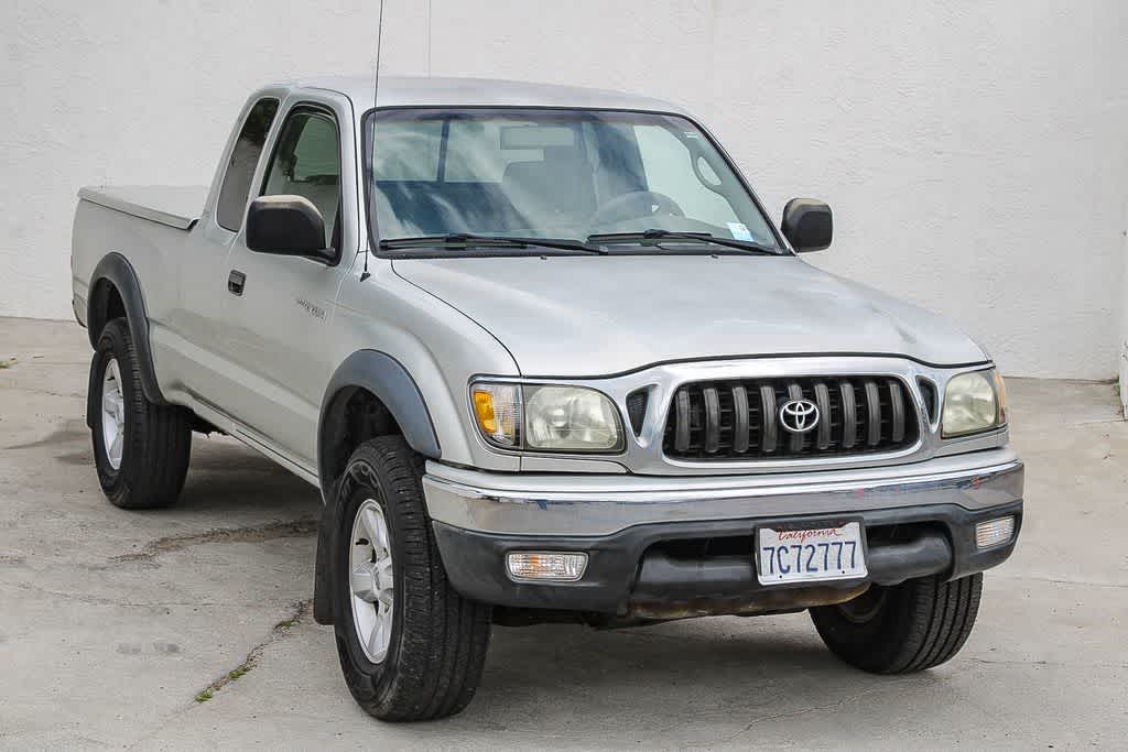 Thumbnail: 2003 Toyota Tacoma - 3