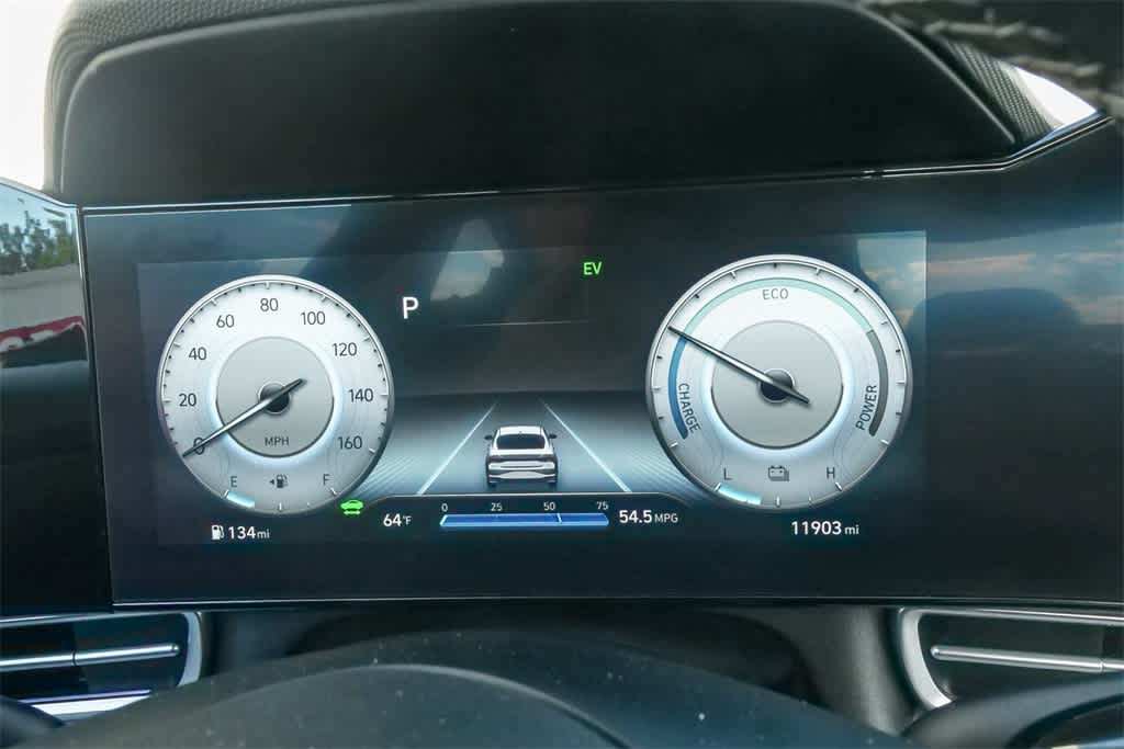 Thumbnail: 2023 Hyundai Elantra - 23