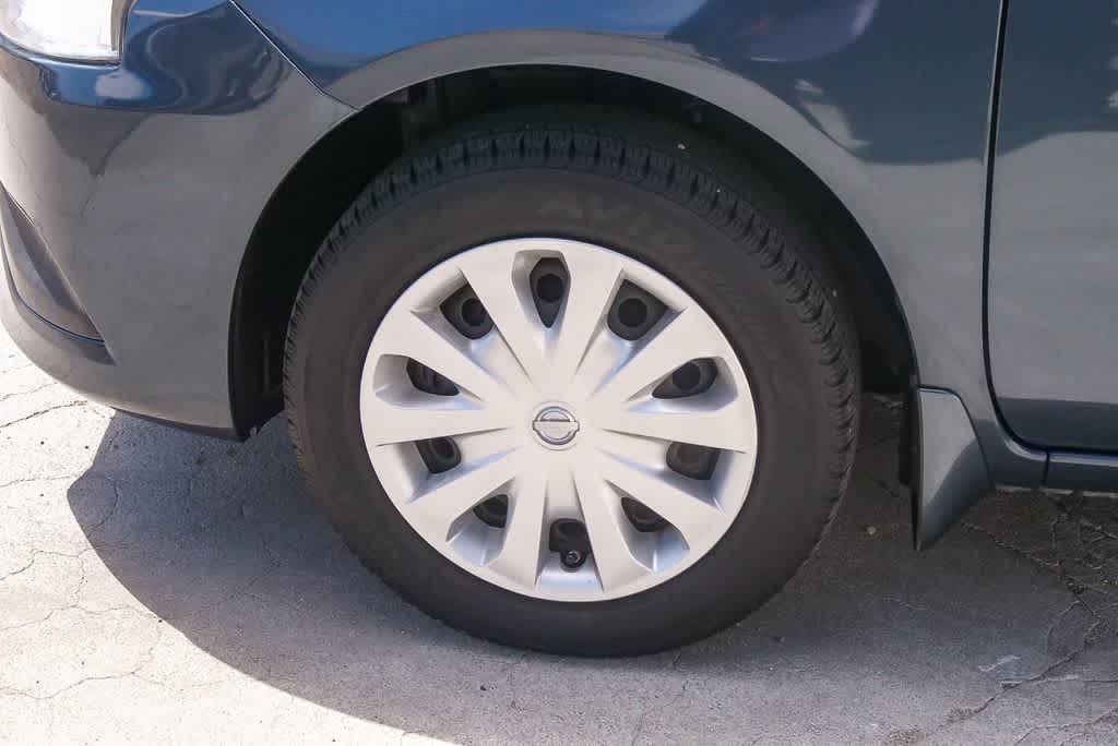 Thumbnail: 2016 Nissan Versa - 6