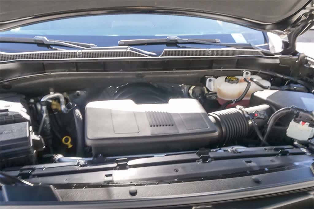 Thumbnail: 2024 Chevrolet Suburban - 25