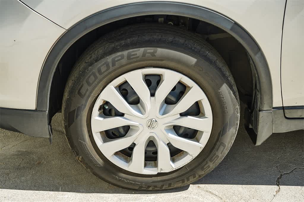 Thumbnail: 2018 Nissan Rogue - 10