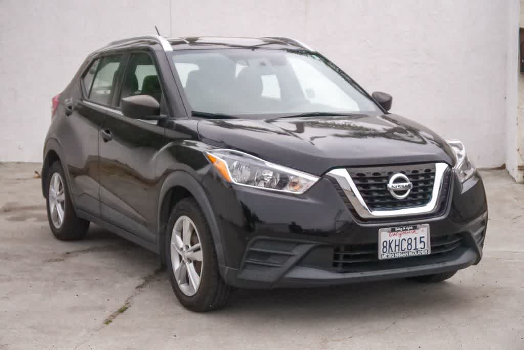 Thumbnail: 2019 Nissan Kicks - 4