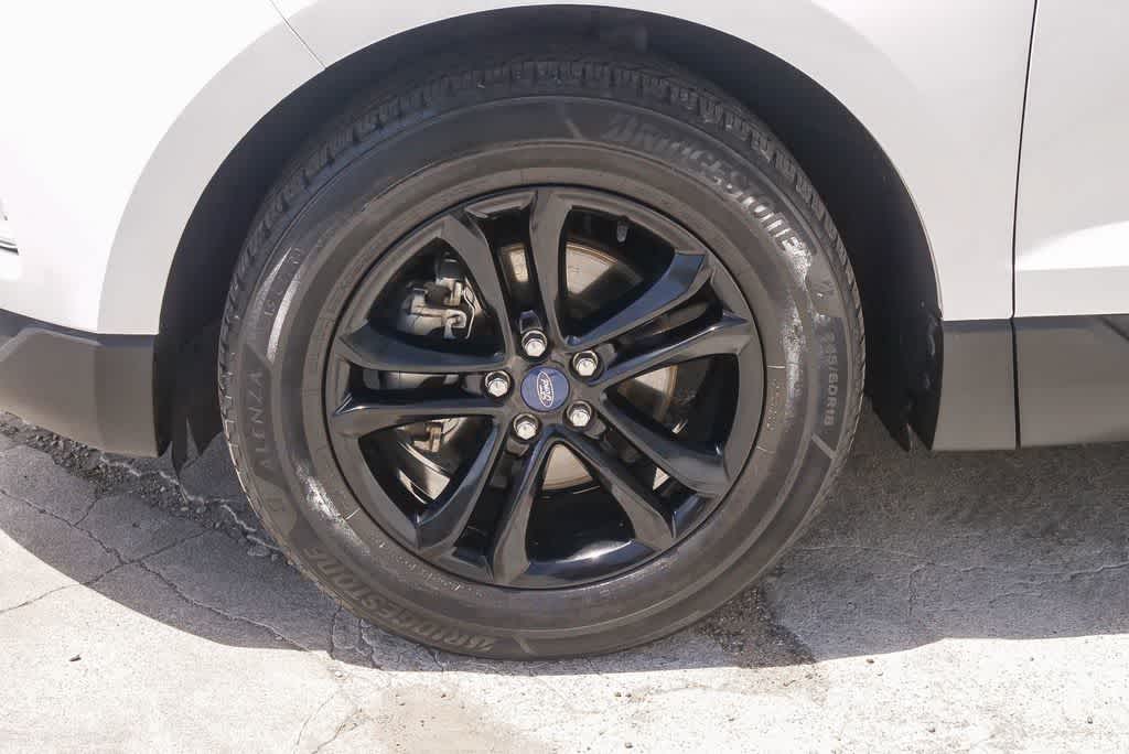 Thumbnail: 2020 Ford Edge - 5