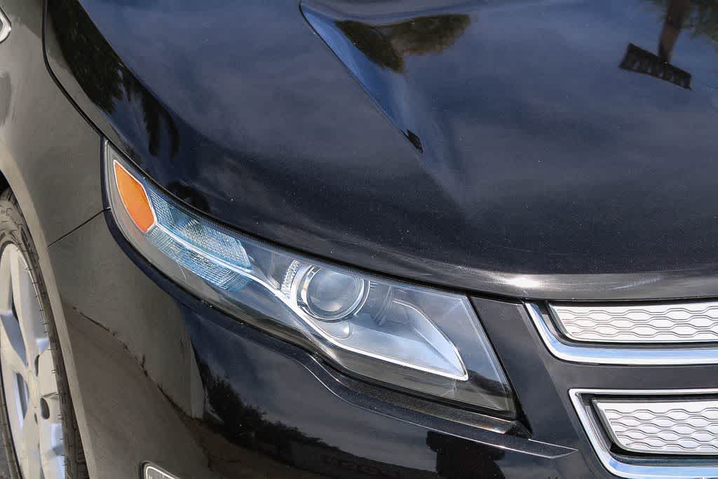 Thumbnail: 2015 Chevrolet Volt - 5